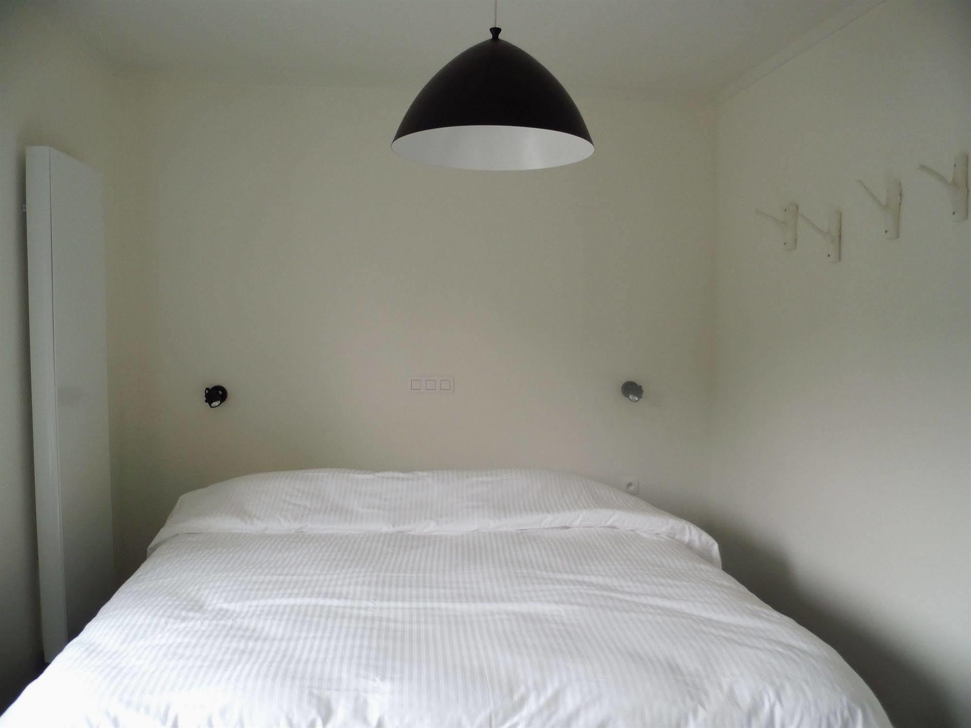 Quarante Cinq Hotell Evergem Exteriör bild